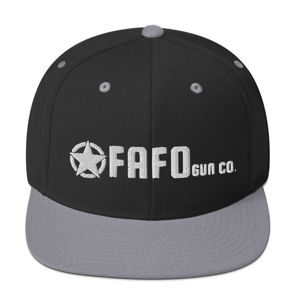 Classic Fit Snapback